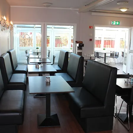 Gardermoen Hotel Bed & Breakfast 3* Garder