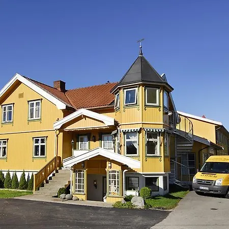 Gardermoen Hotel Bed & Breakfast 3*