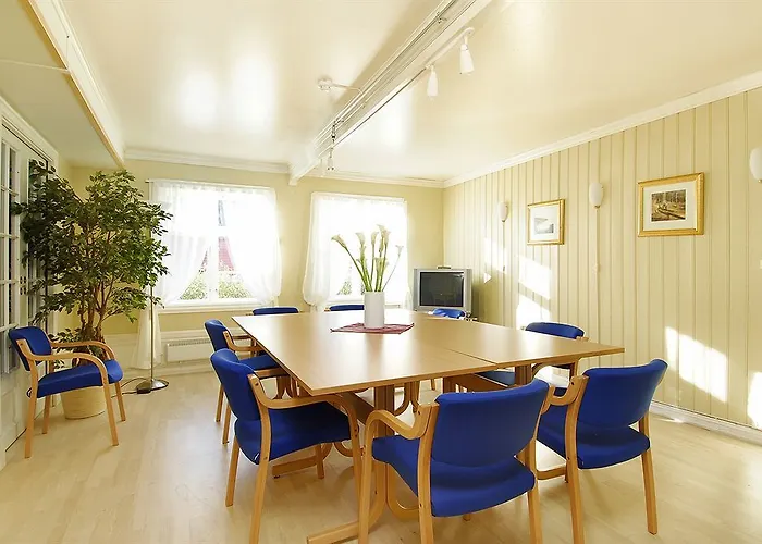 Hotel Gardermoen Hotel Bed & Breakfast 3*