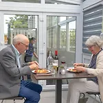 Gardermoen Hotel Bed & Breakfast 3*